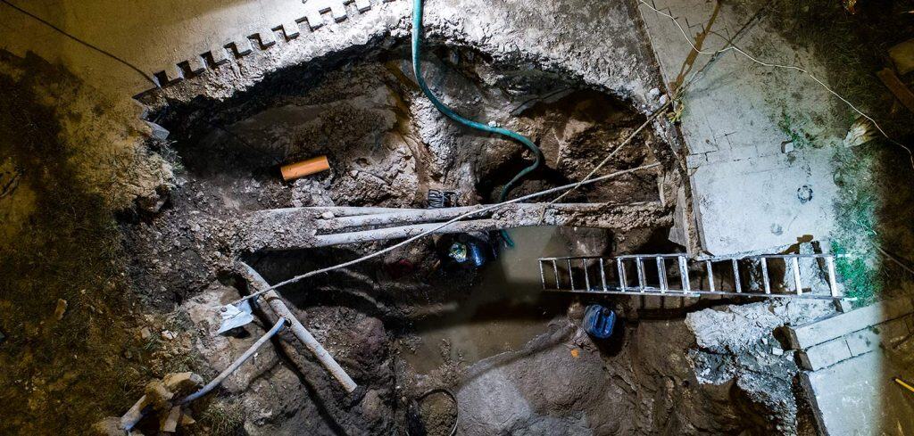 Excavation to repair water main